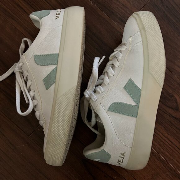 Veja - Picture 3 of 3